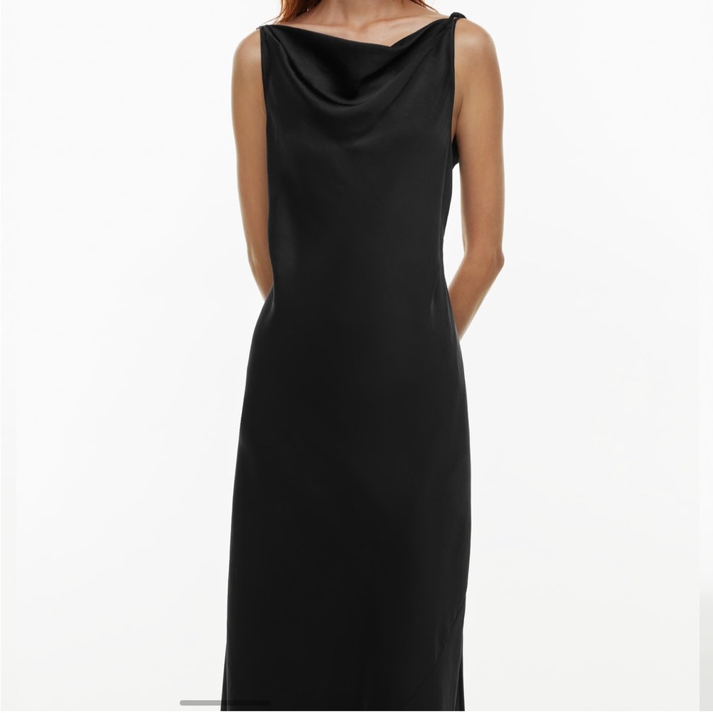 Aritzia Wilfred goddess dress